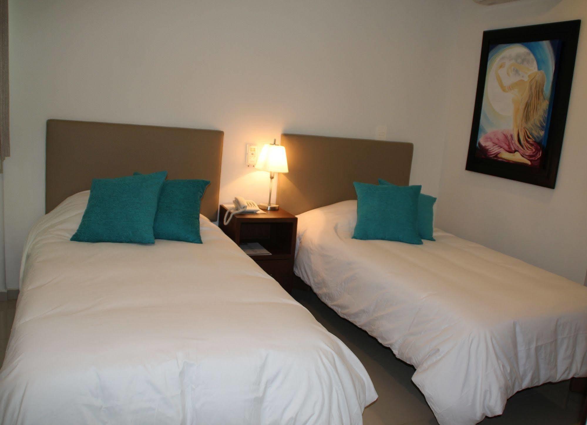 Suites Chapultepec Guadalajara Zewnętrze zdjęcie