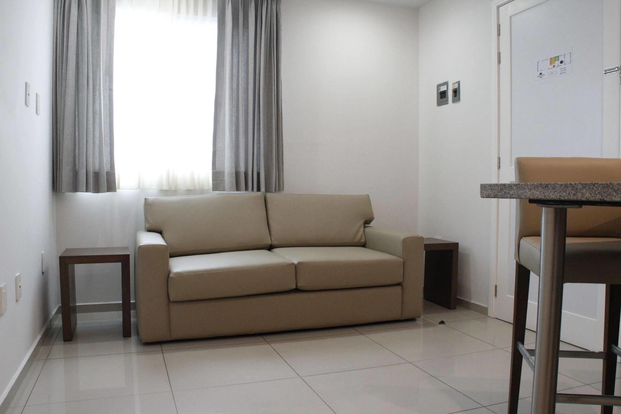 Suites Chapultepec Guadalajara Zewnętrze zdjęcie