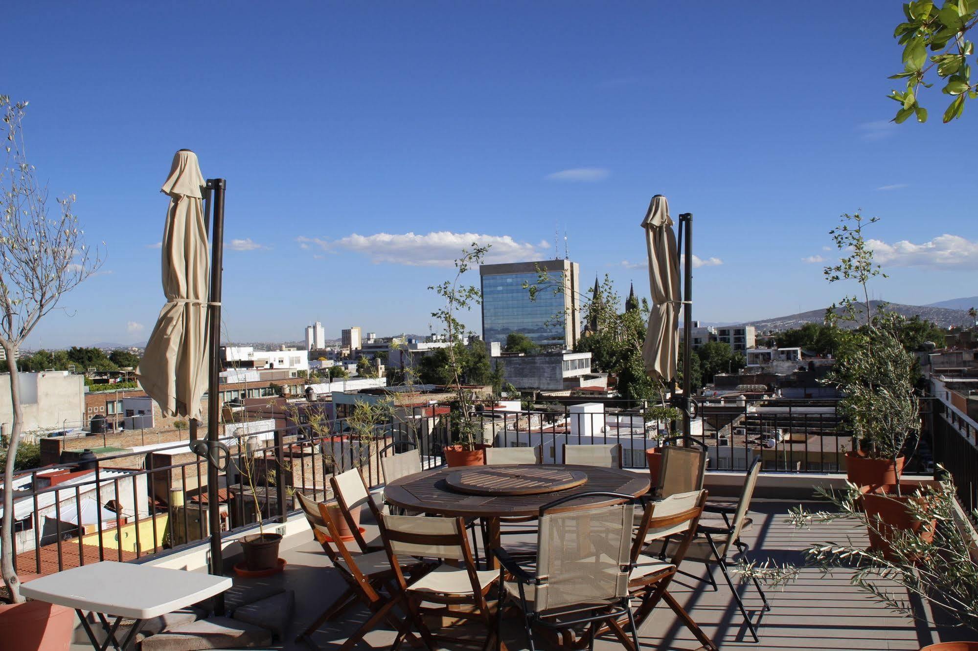 Suites Chapultepec Guadalajara Zewnętrze zdjęcie